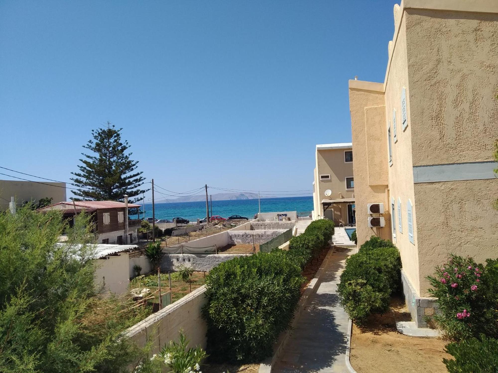 Niros Beachfront Aparthotel Kokkini Hani ภายนอก รูปภาพ
